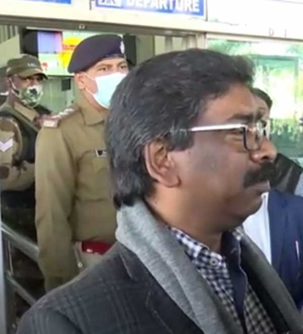 राज्यसभा को लेकर 10 जनपथ पर बैठकों का दौर जारी, हेमंत सोरेन पहुंचे सोनिया गांधी से मुलाकात करने